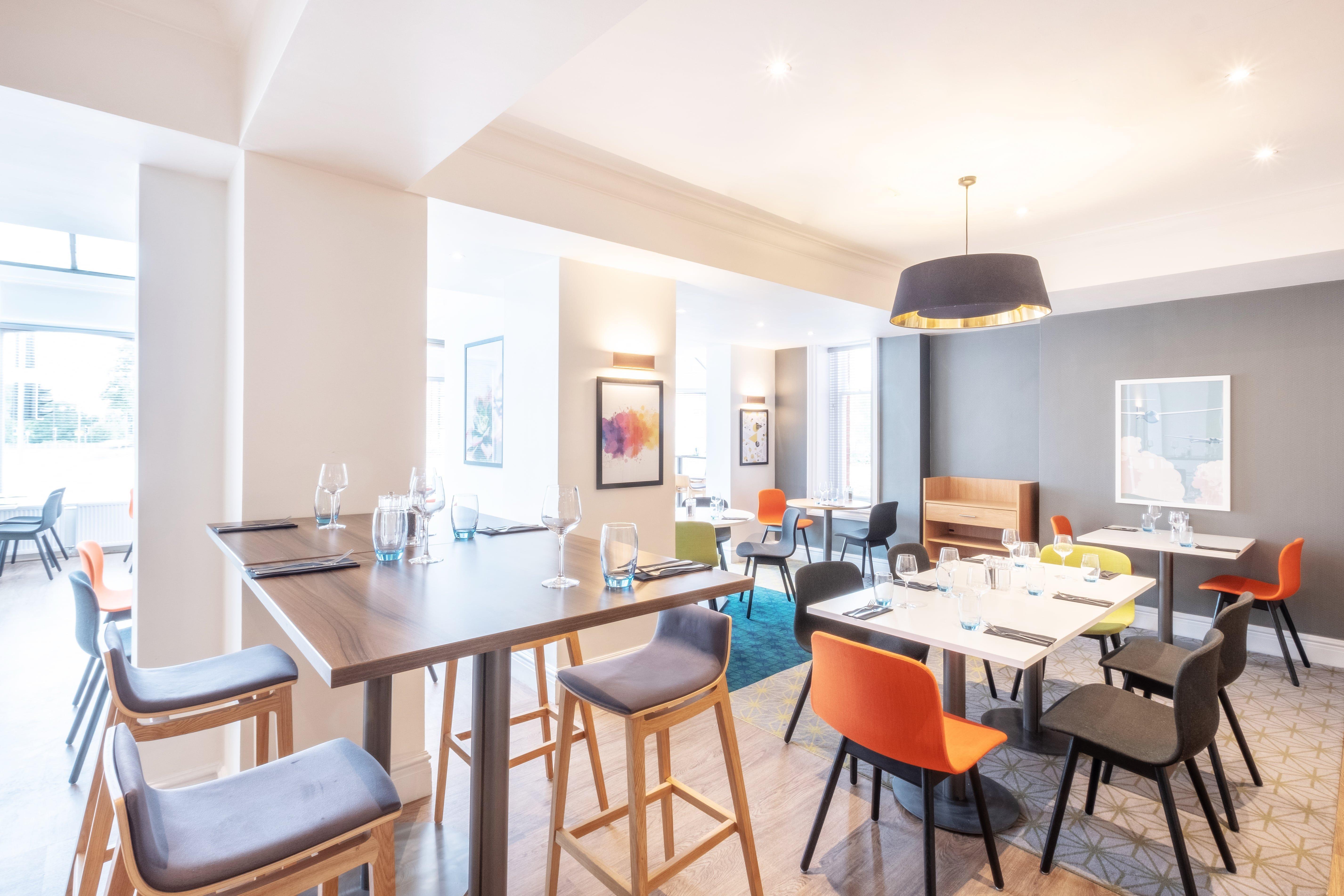 Holiday Inn Farnborough By Ihg Εξωτερικό φωτογραφία