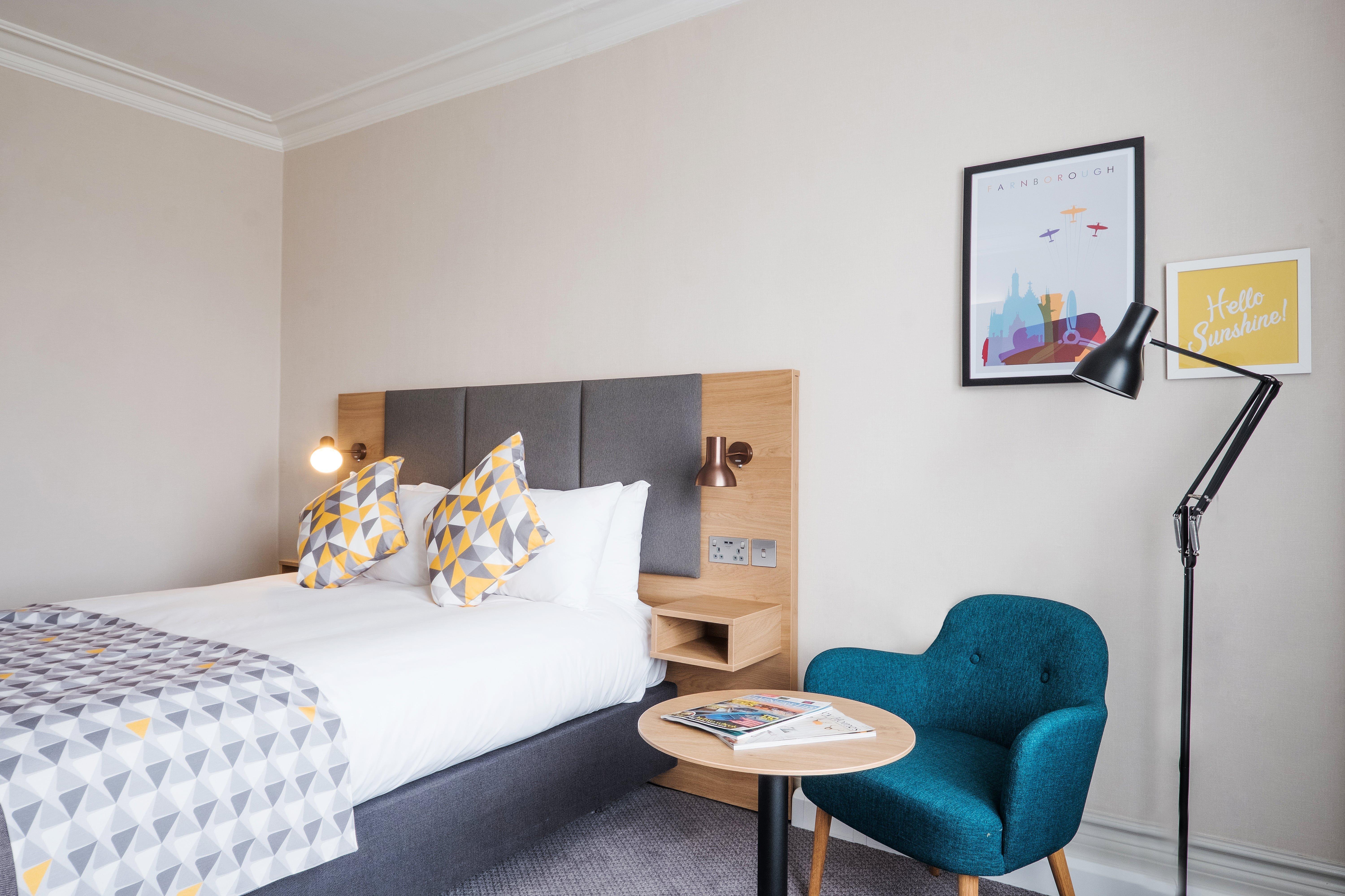 Holiday Inn Farnborough By Ihg Εξωτερικό φωτογραφία