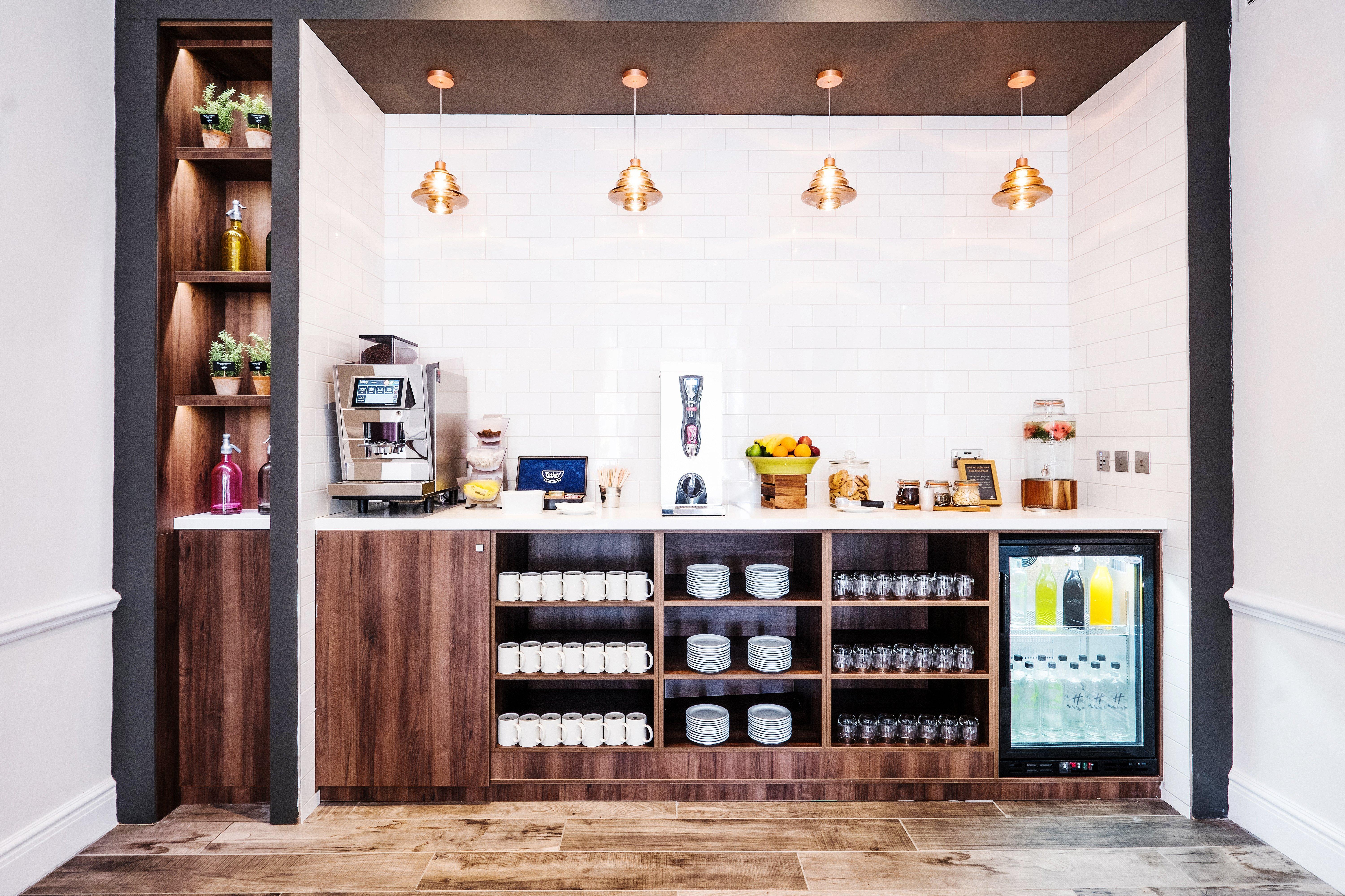 Holiday Inn Farnborough By Ihg Εξωτερικό φωτογραφία