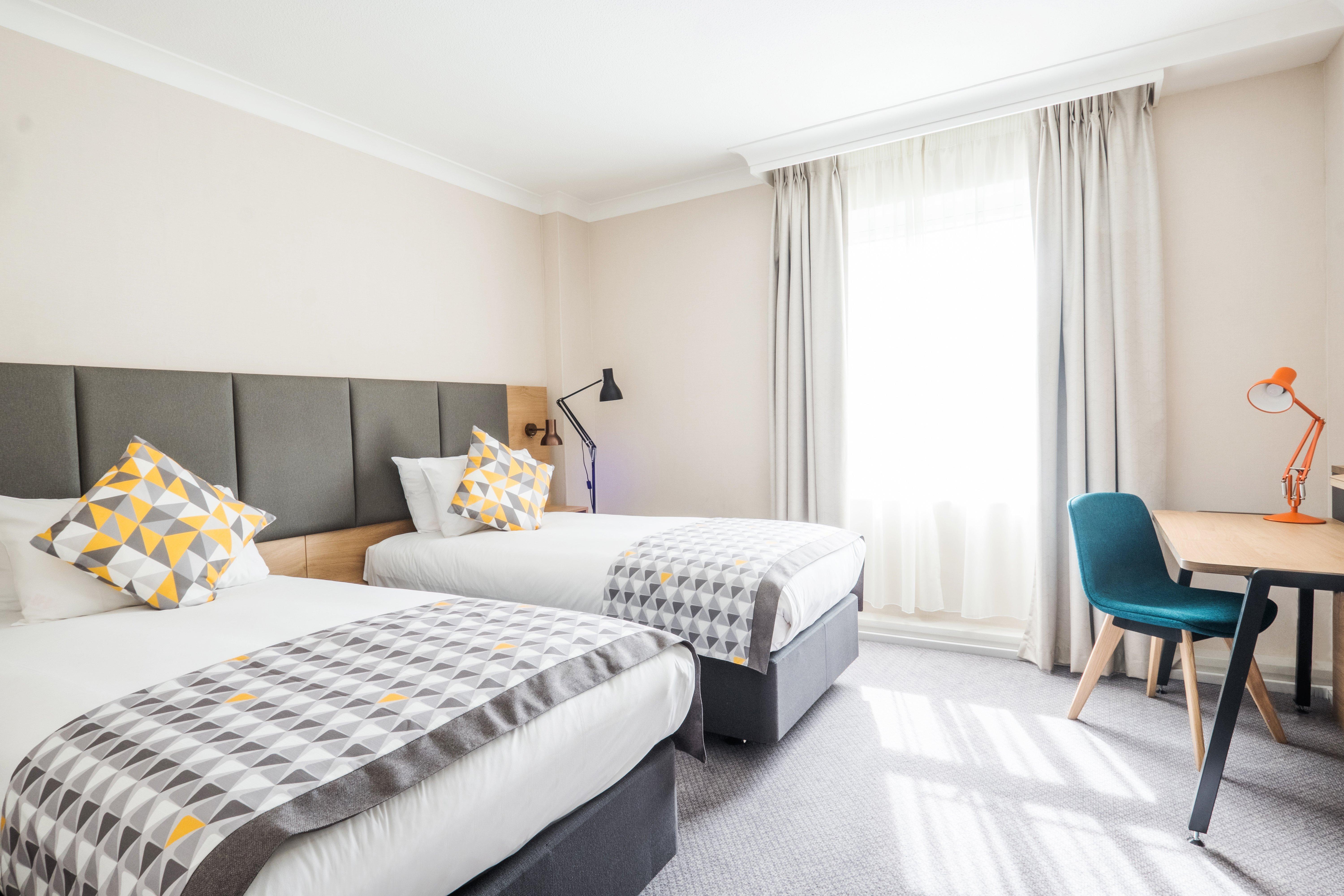 Holiday Inn Farnborough By Ihg Εξωτερικό φωτογραφία