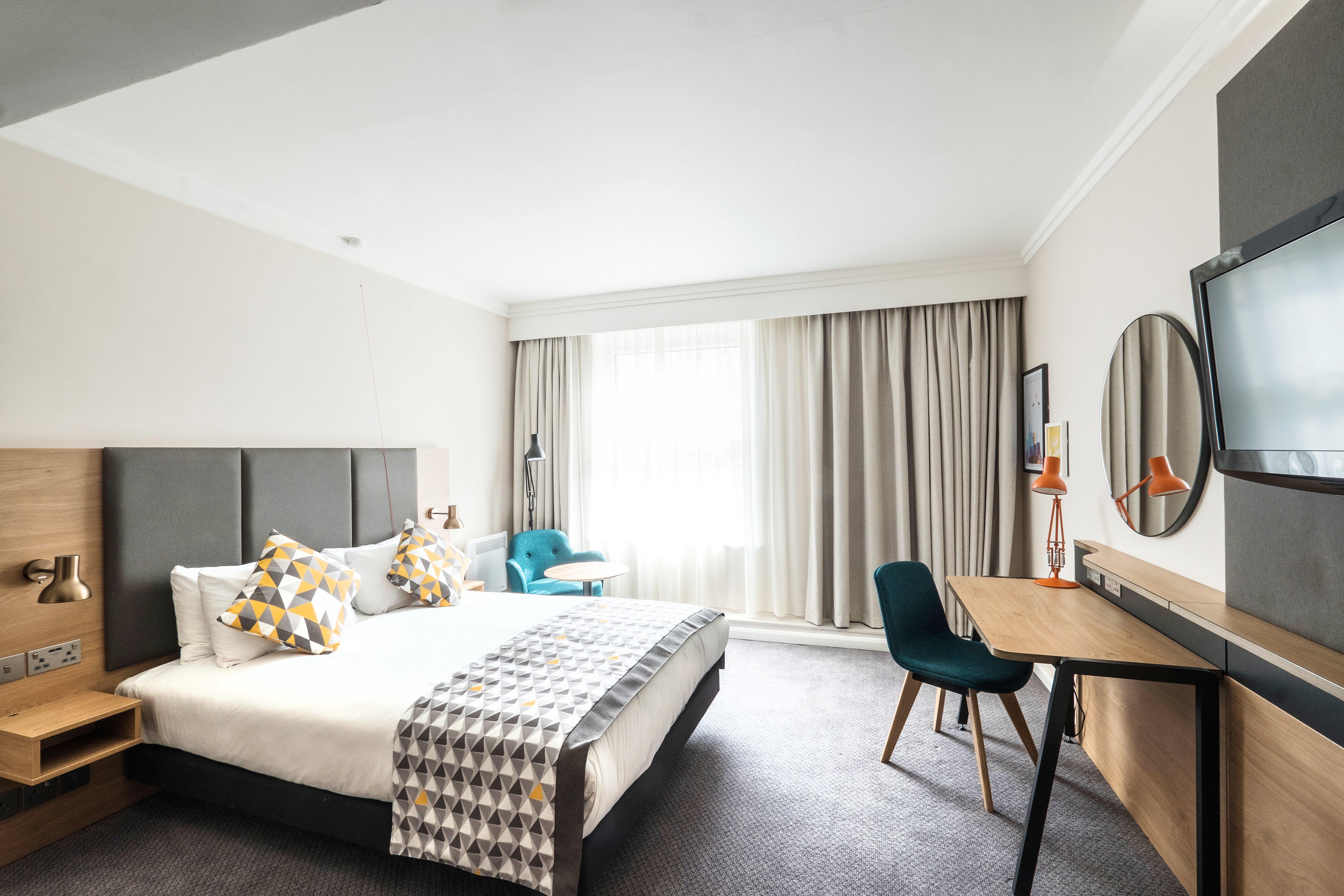 Holiday Inn Farnborough By Ihg Εξωτερικό φωτογραφία