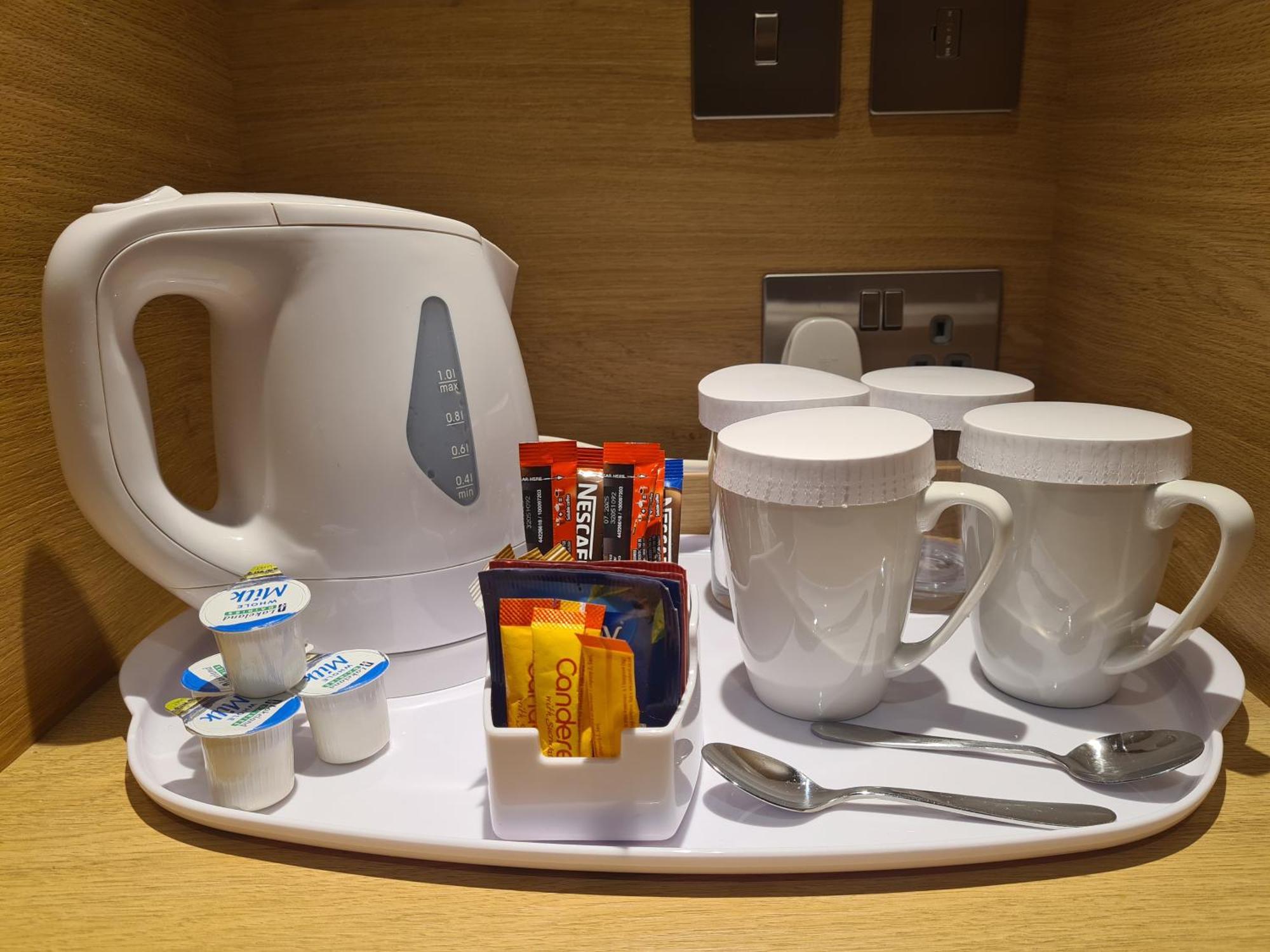 Holiday Inn Farnborough By Ihg Εξωτερικό φωτογραφία